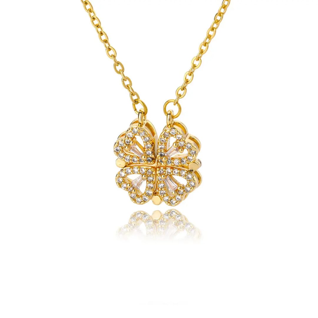 Elegant golden flower pendant necklace