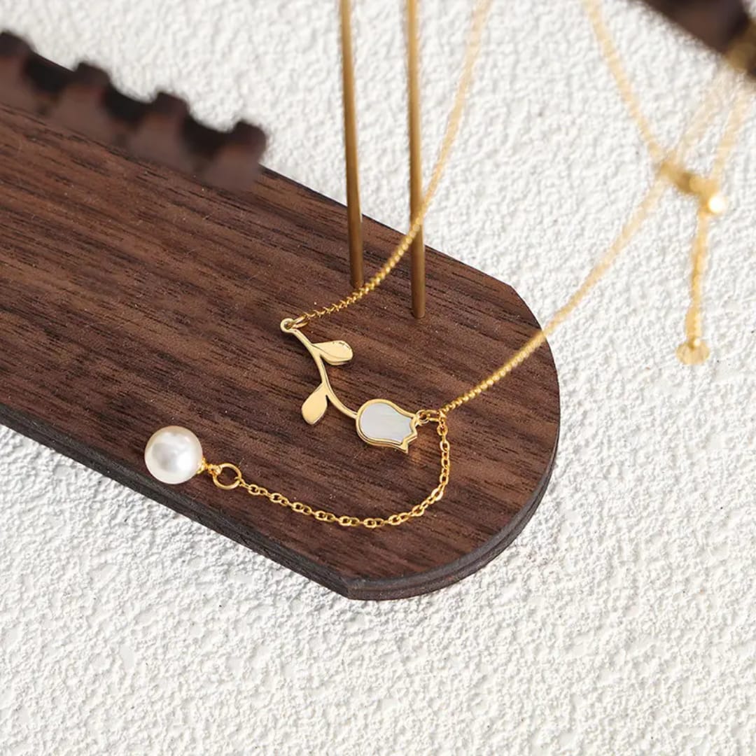 Rose Pendant Drop Necklace