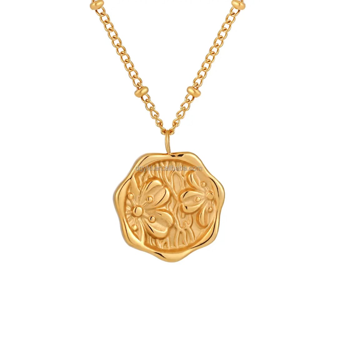Golden Floral Pendant Necklace