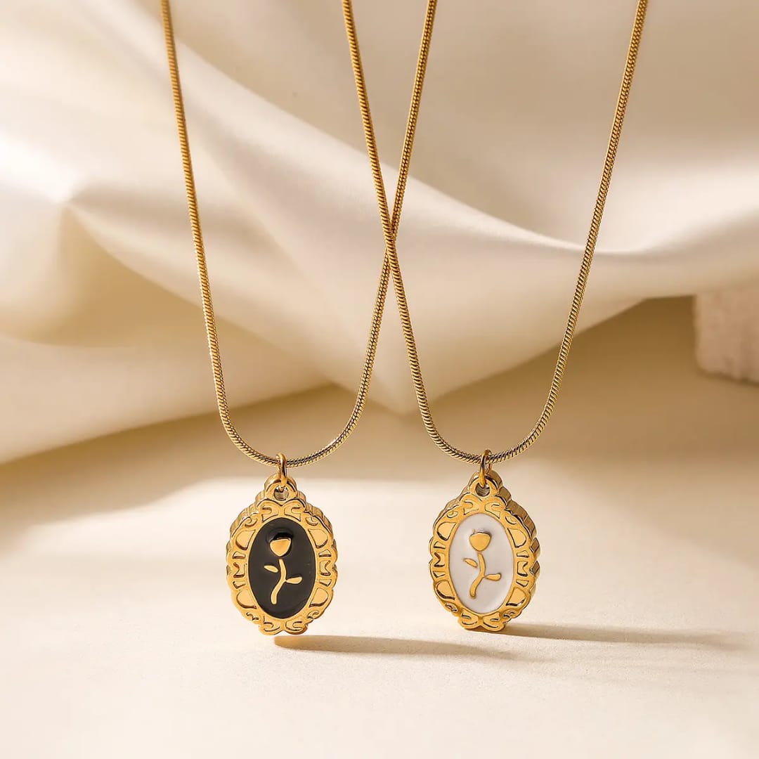 Elegant Floral Pendant Necklaces 