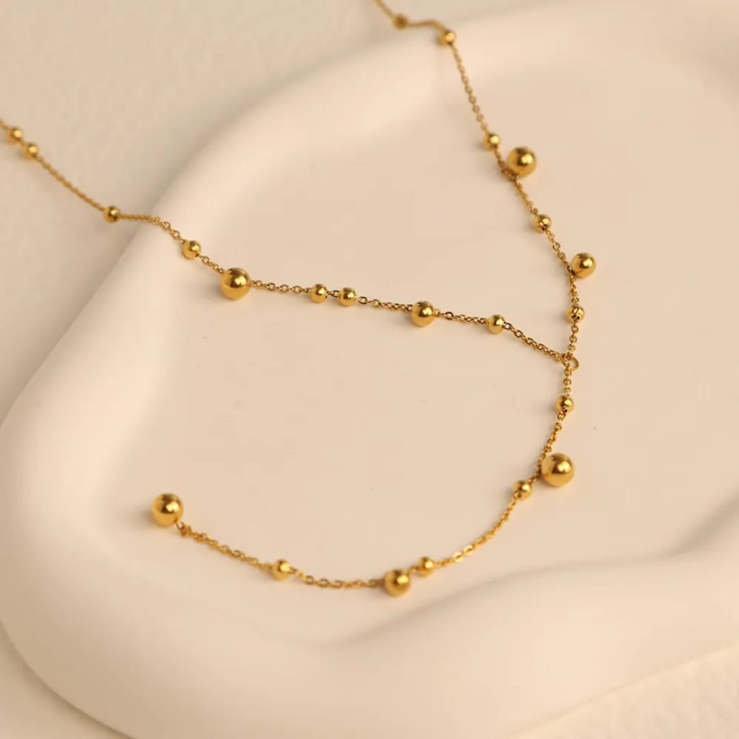 Elegant Golden Ball Necklace