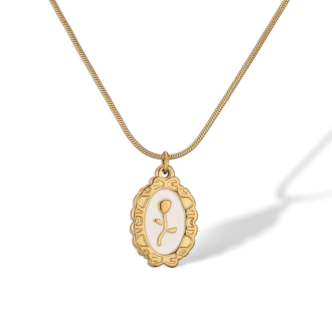 Elegant Floral Pendant Necklaces 