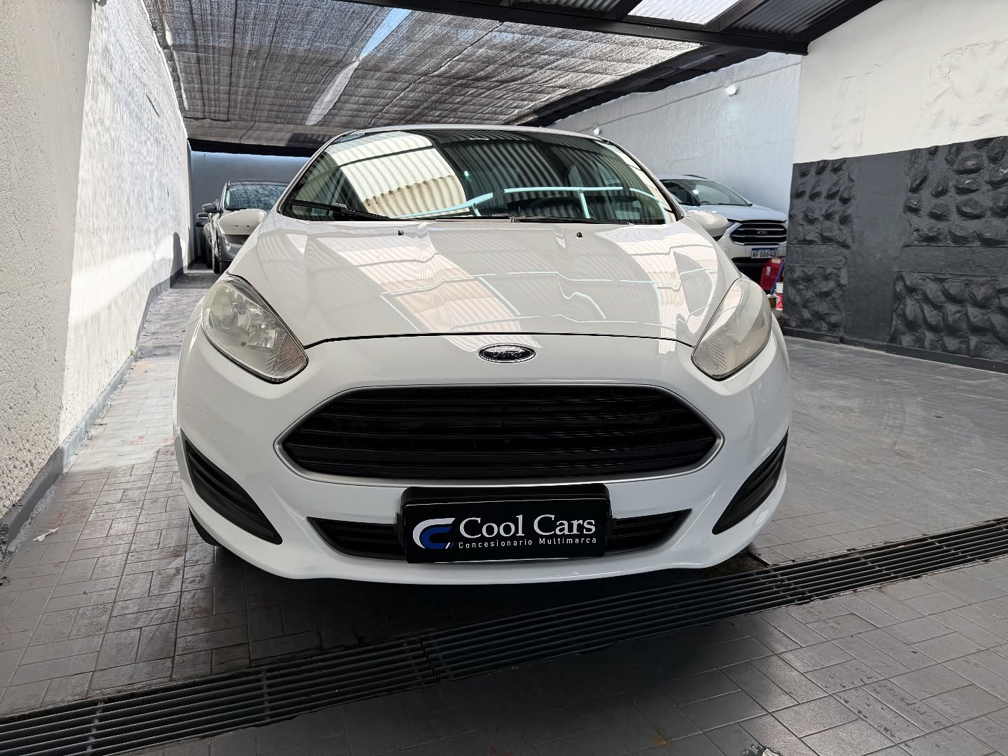 Ford Fiesta Kinetic 1.6 Sedan S Plus 120cv