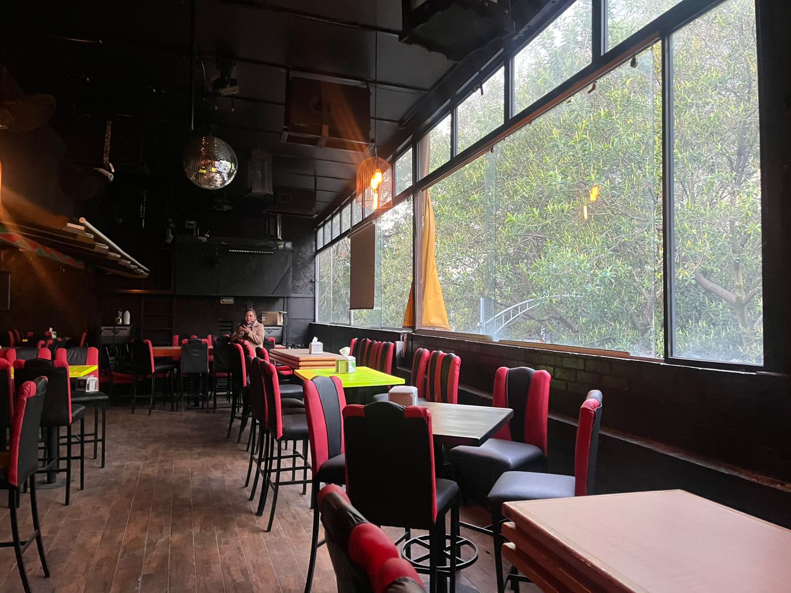 Renta o traspaso La Bacinica cervecería bar