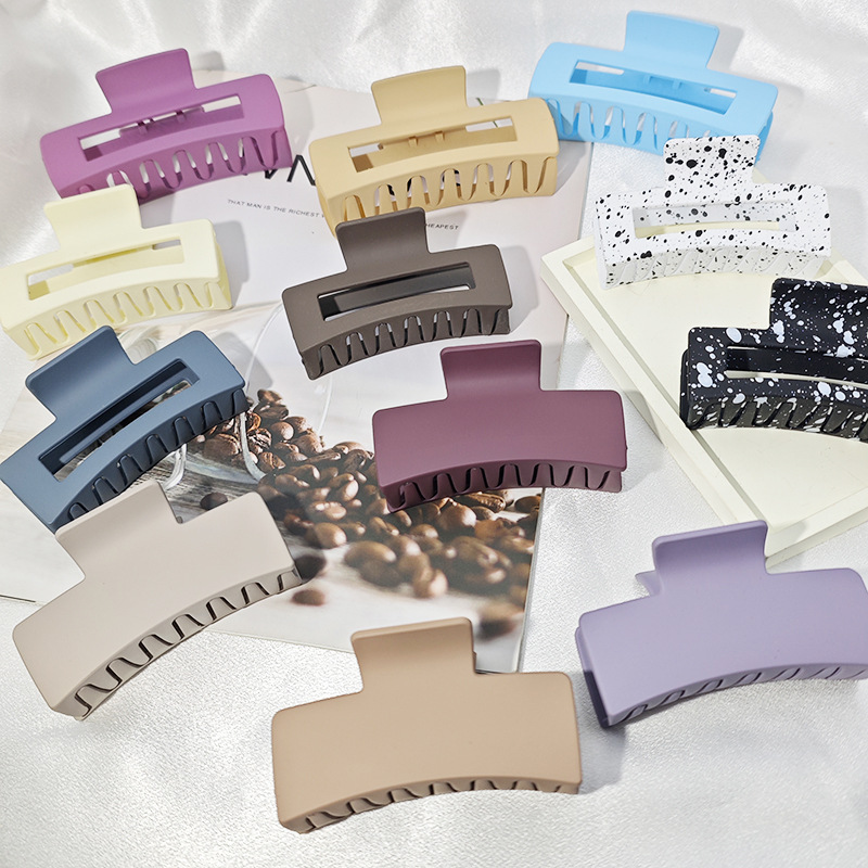 Matte Hair Claw Clips Set