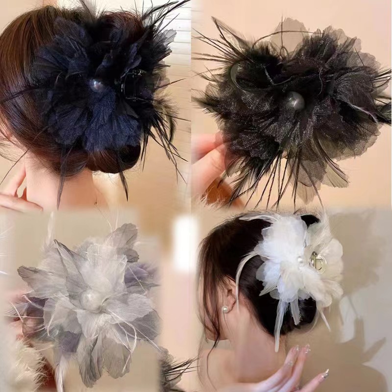 Elegant Floral Hair Clip