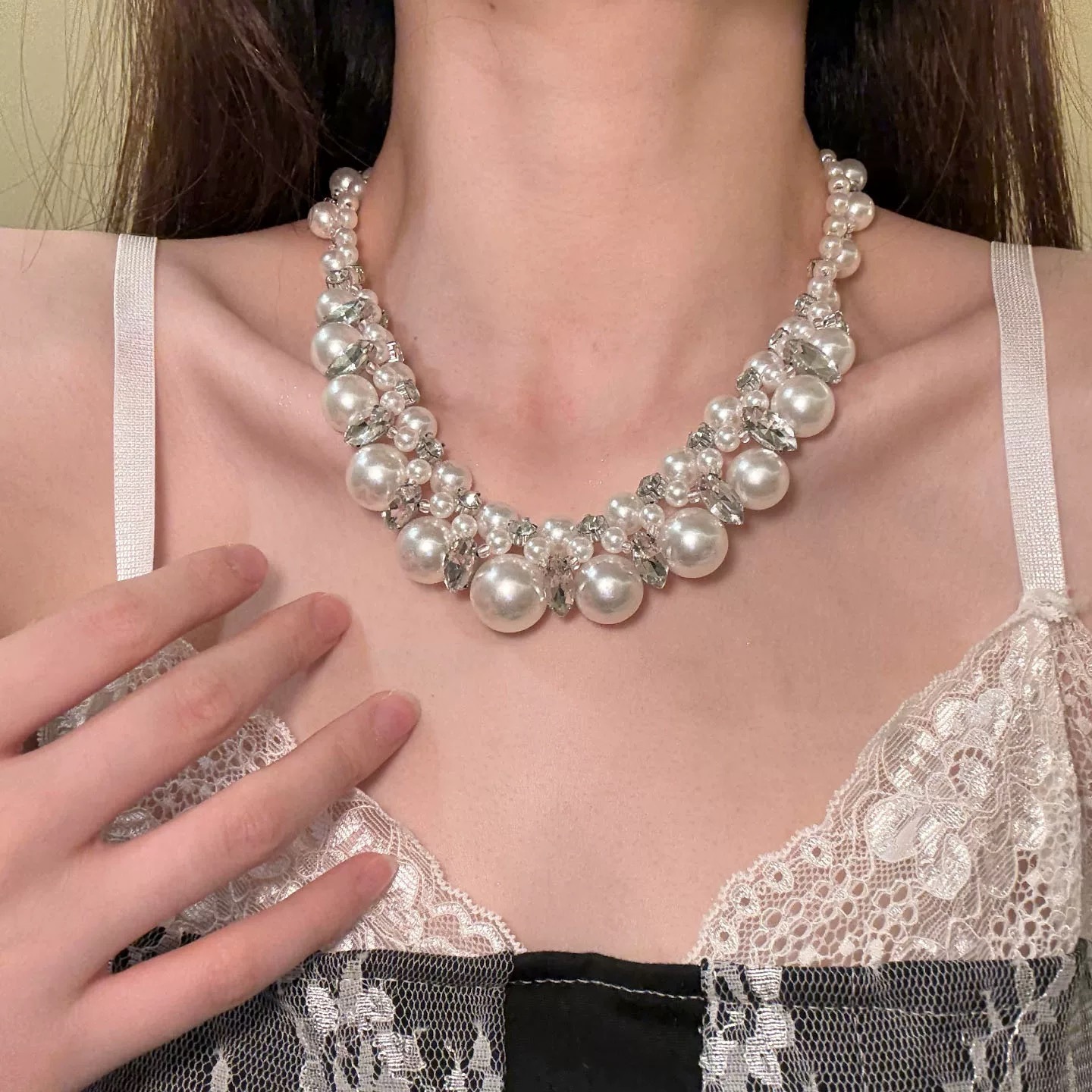 Elegant Pearl Beaded Necklace