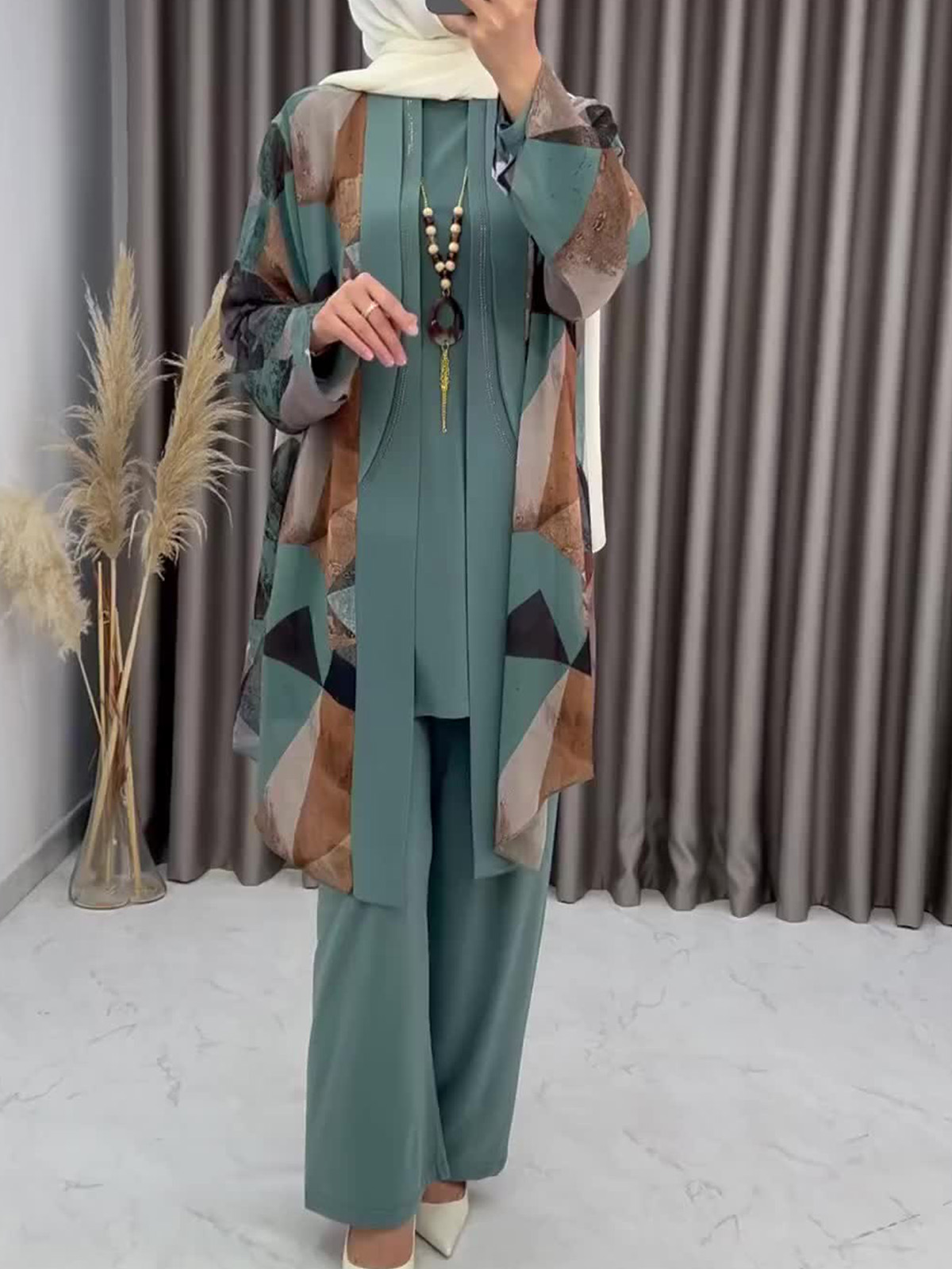 Modest Mauve Women's Set