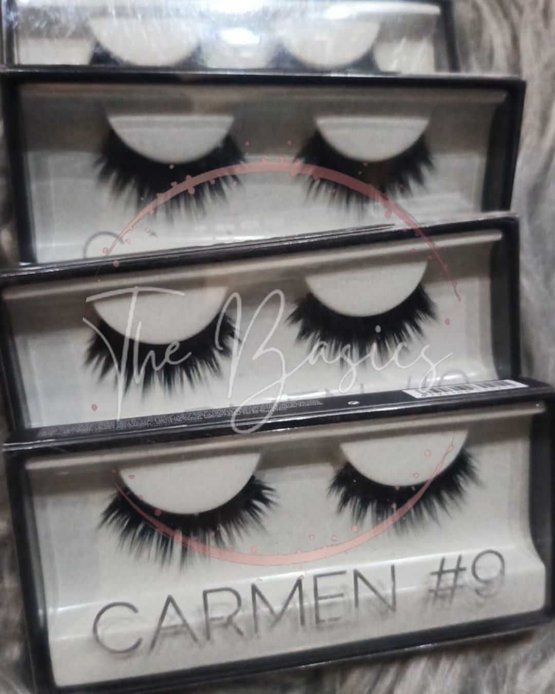 Huda Beauty - Carmen #9 False Eyelashes