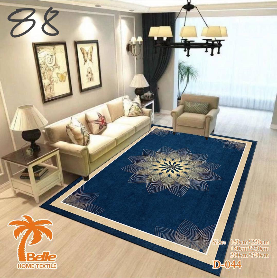Tapis de salon bleu avec motif floral