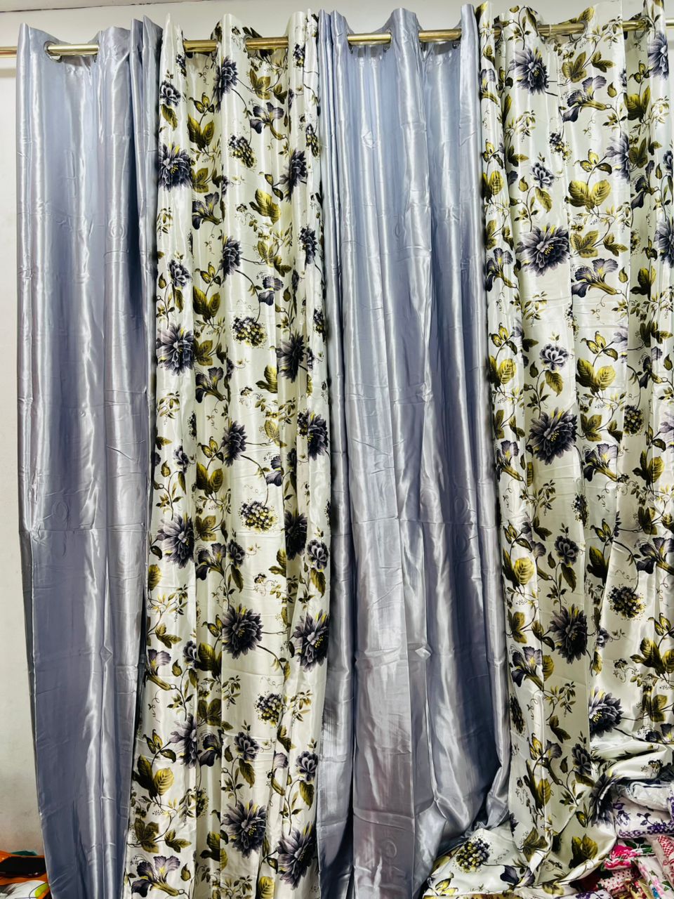 Rideaux à motif floral 4 pièces 1m50 largeur sur 2m70 longueur