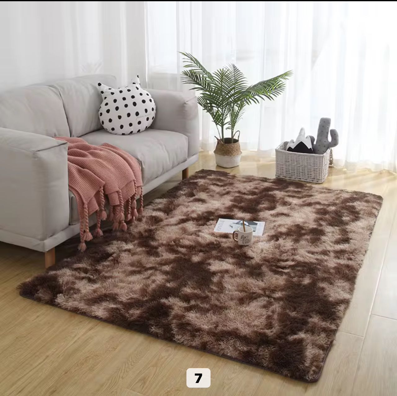 Tapis peluche moelleux marron