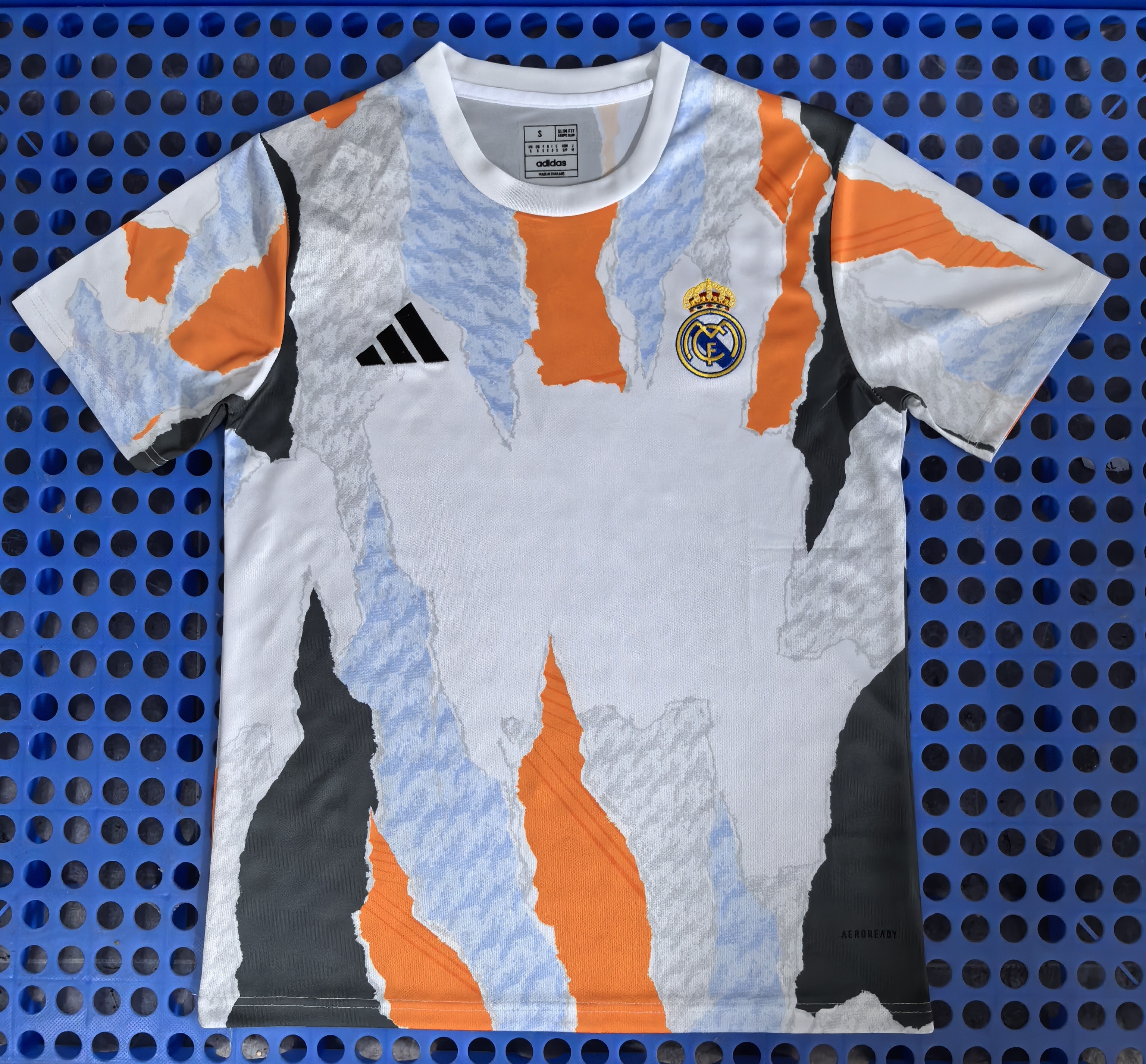 Real Madrid Graphic Traning Jersey
