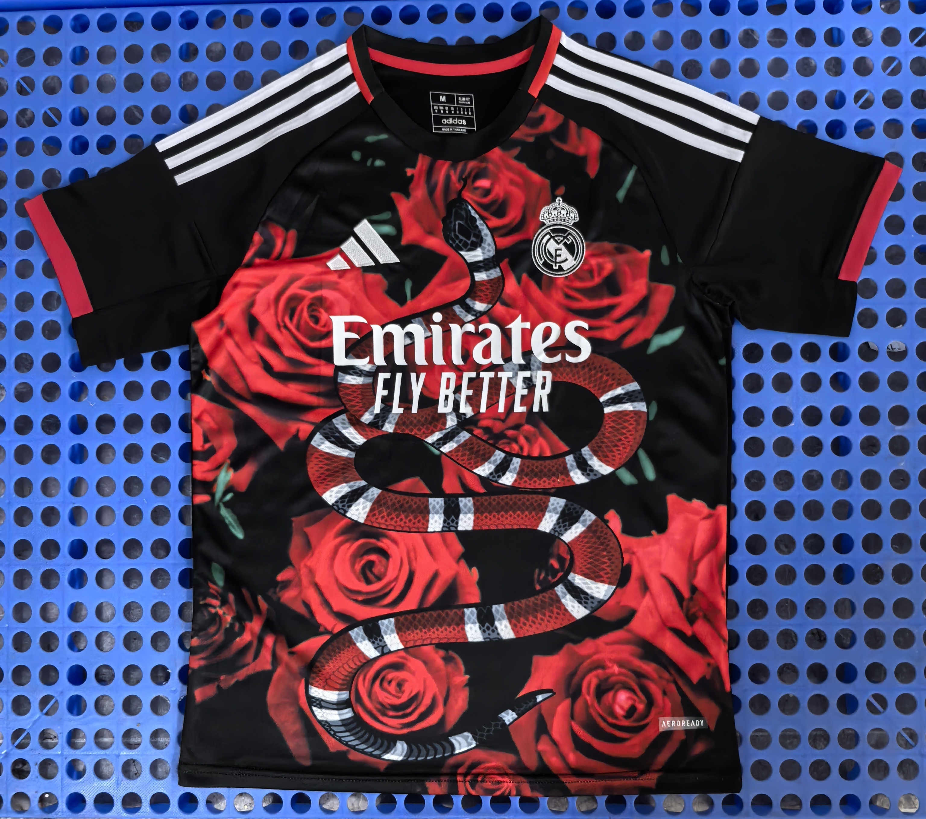 25/26 Real Madrid Red Rose Special Edition Jersey