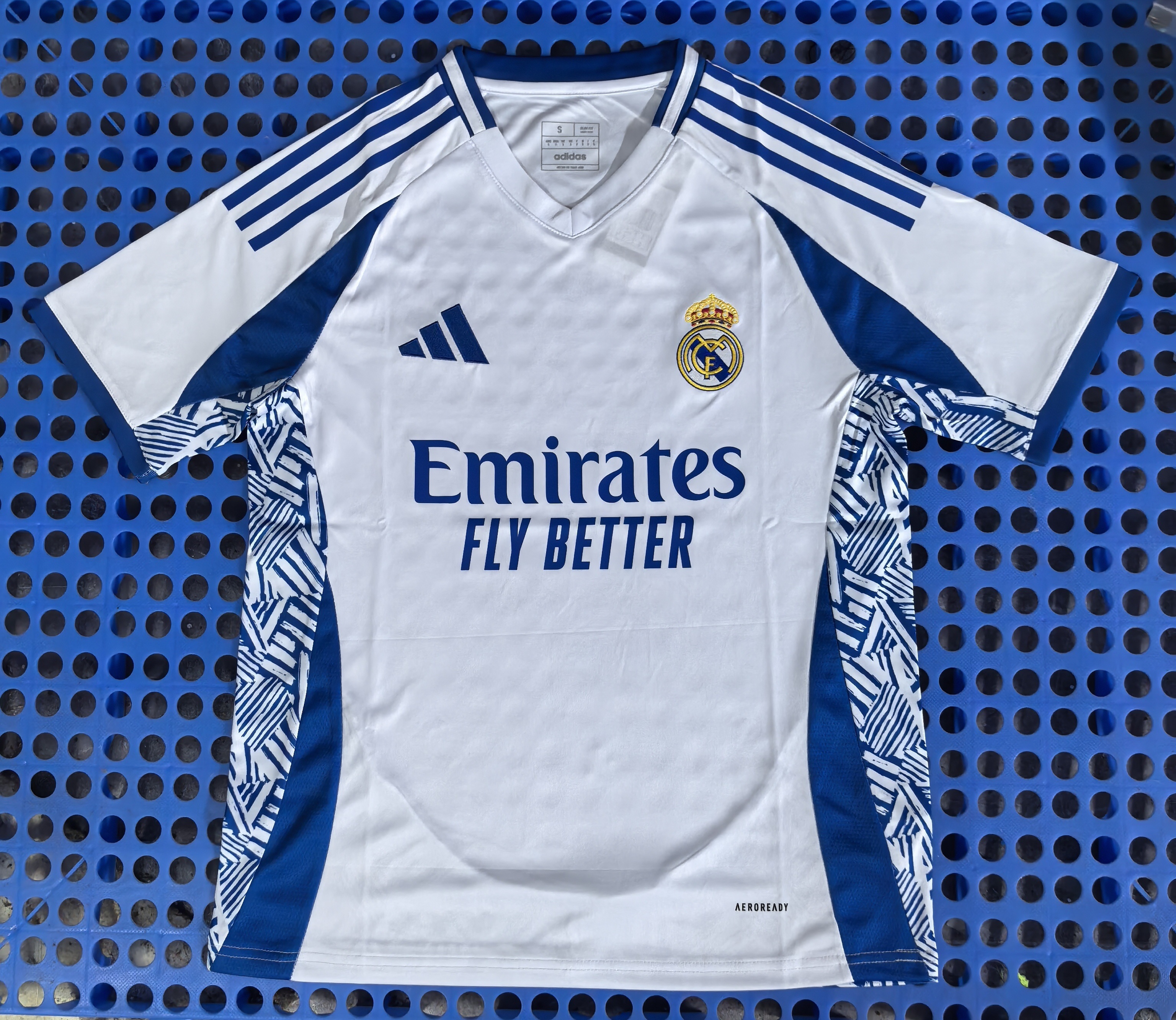25/26 Real Madrid Adidas Training  Football Jersey White 