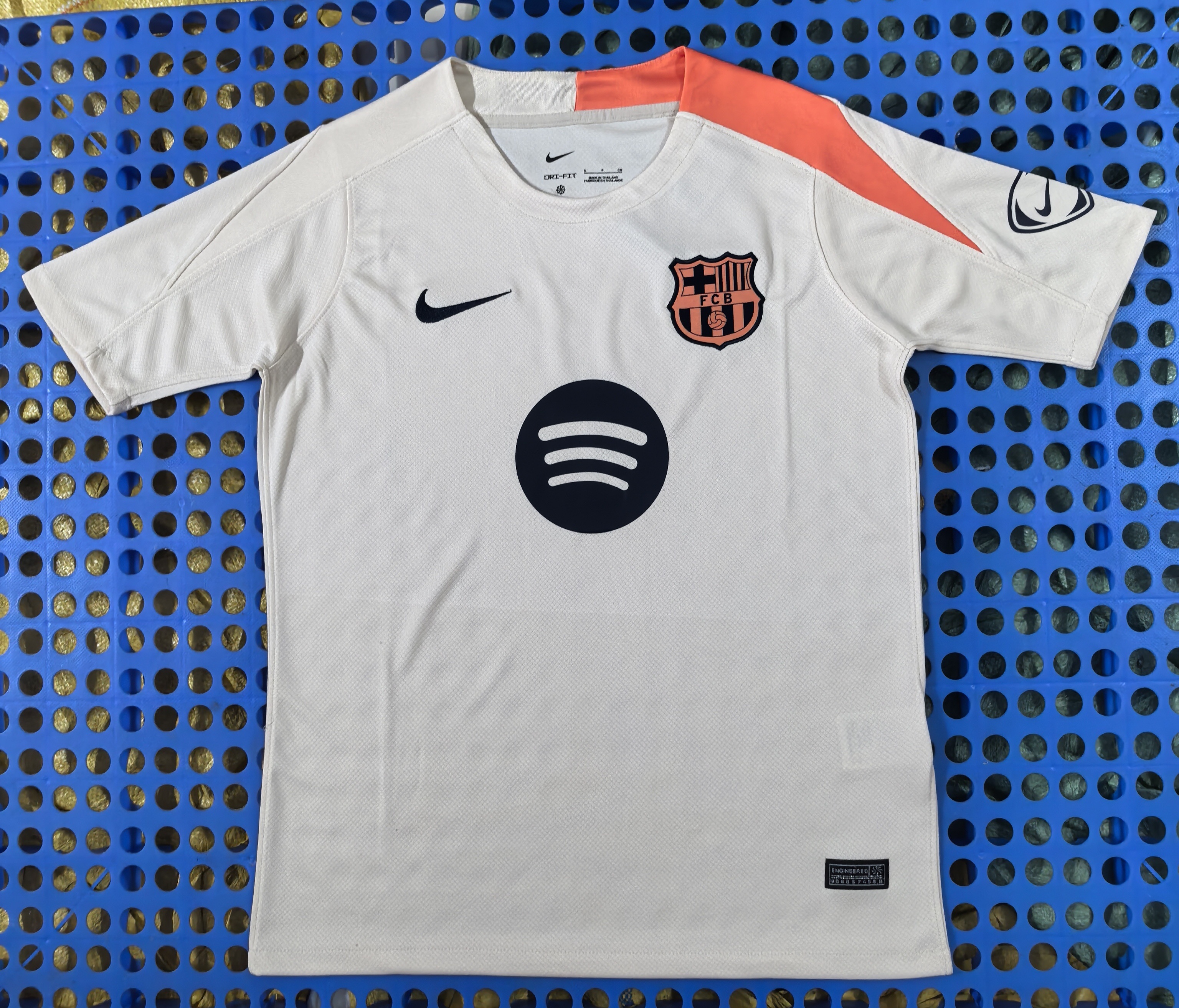 2025 FC Barcelona Pre-match white-yellow Jersey