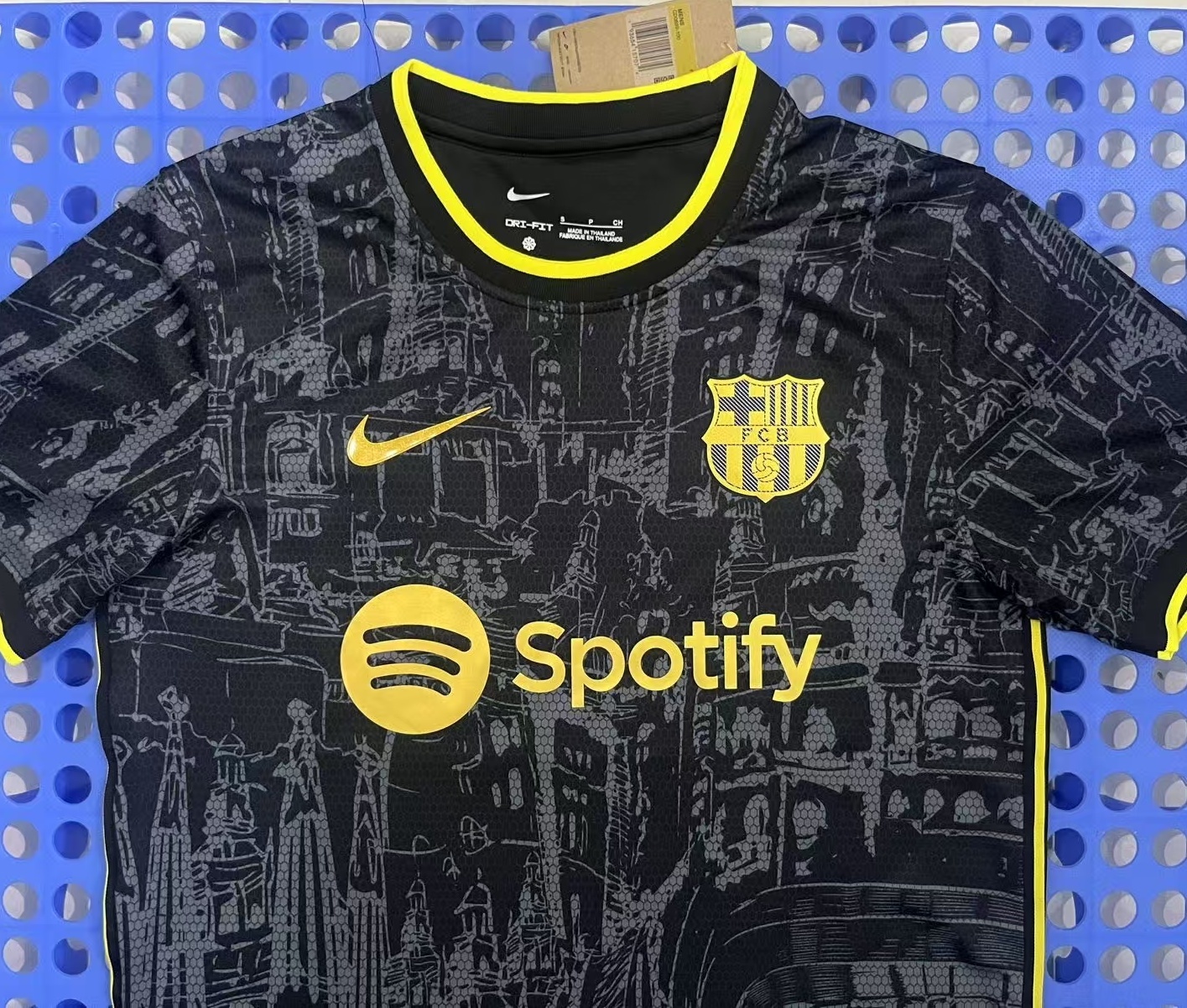 2023/24 FC Barcelona Black Gold Special Edition Jersey