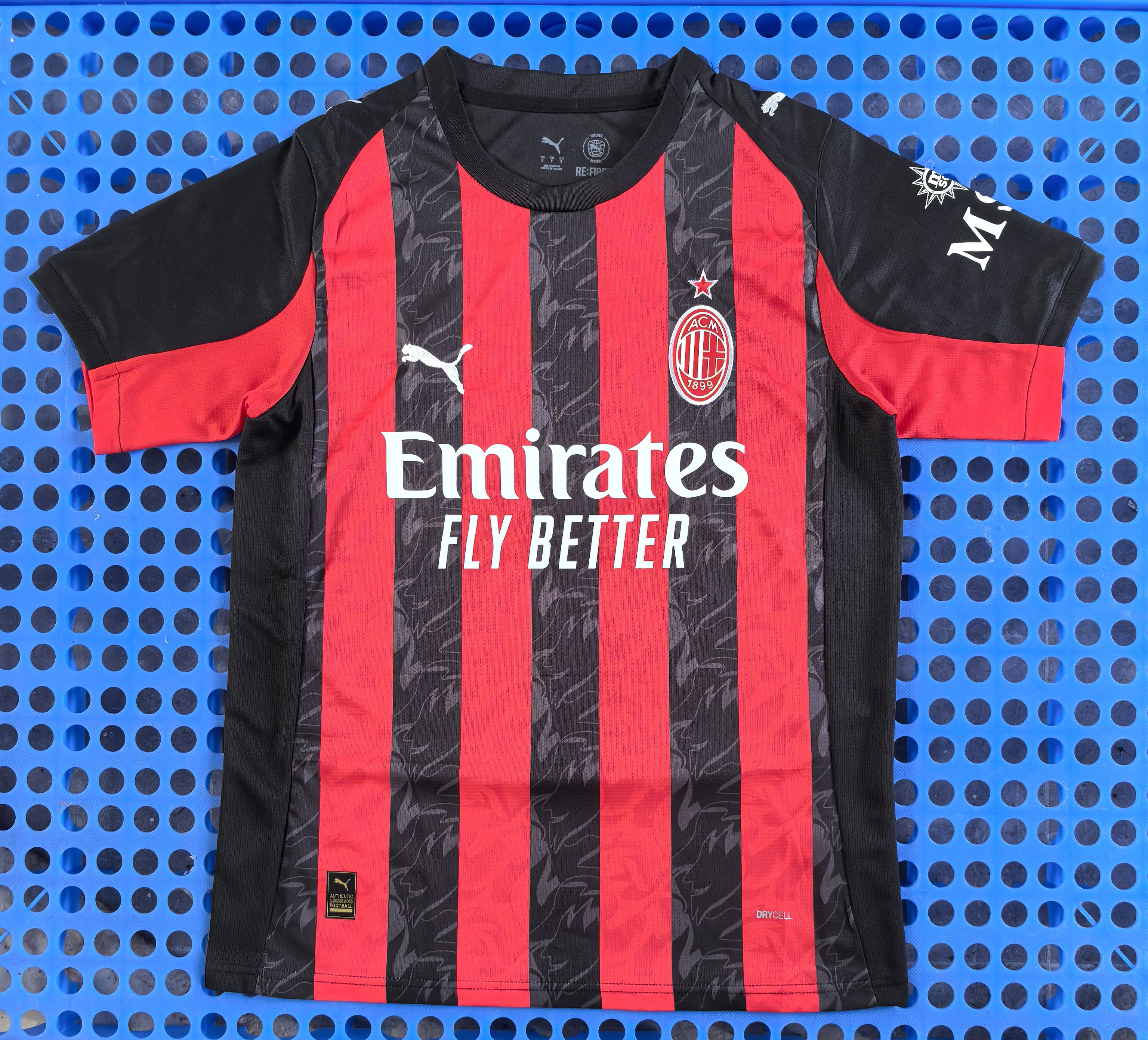 25-26 AC Milan Home Jersey Shirt