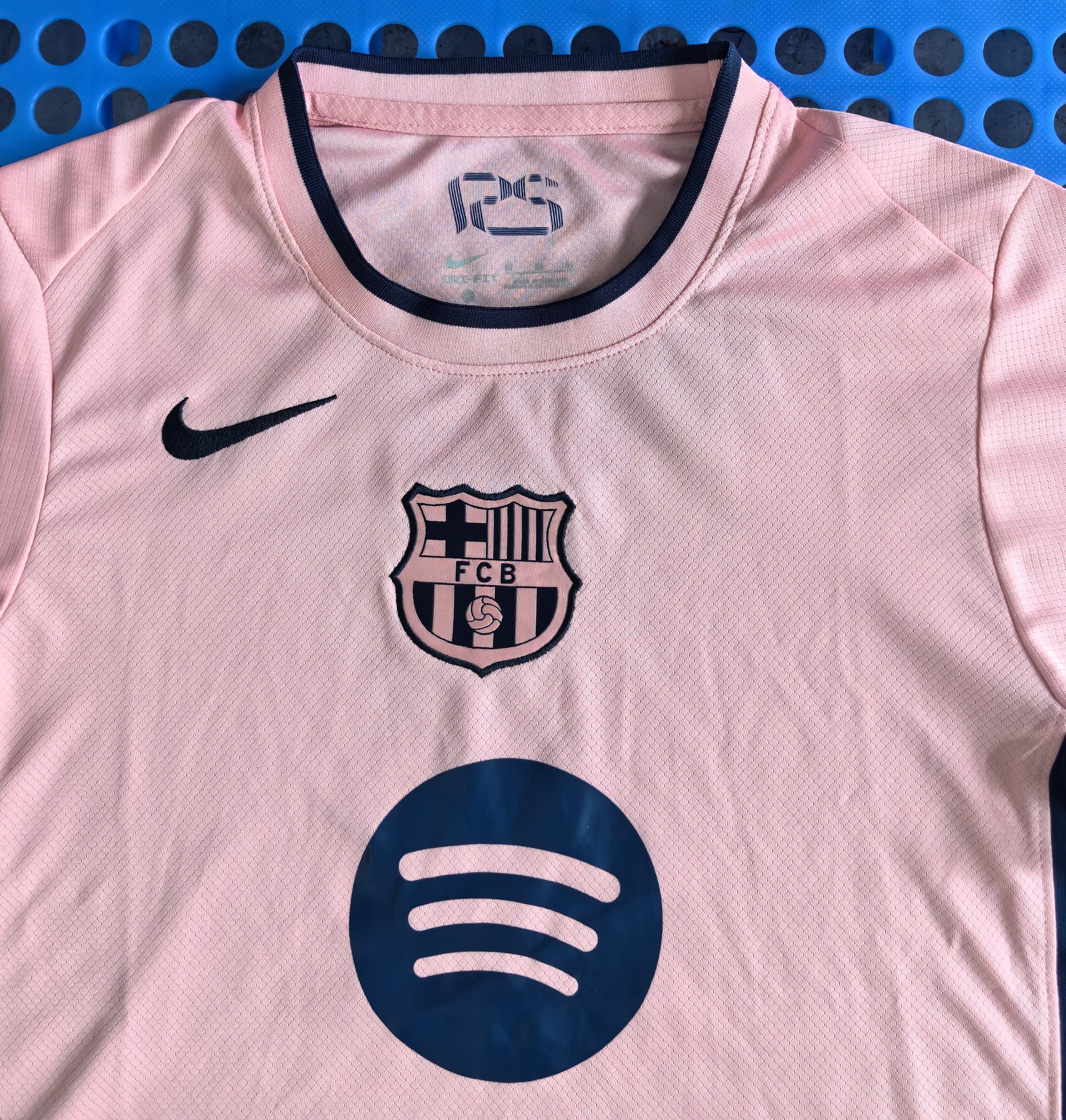 FC Barcelona Pink Jersey