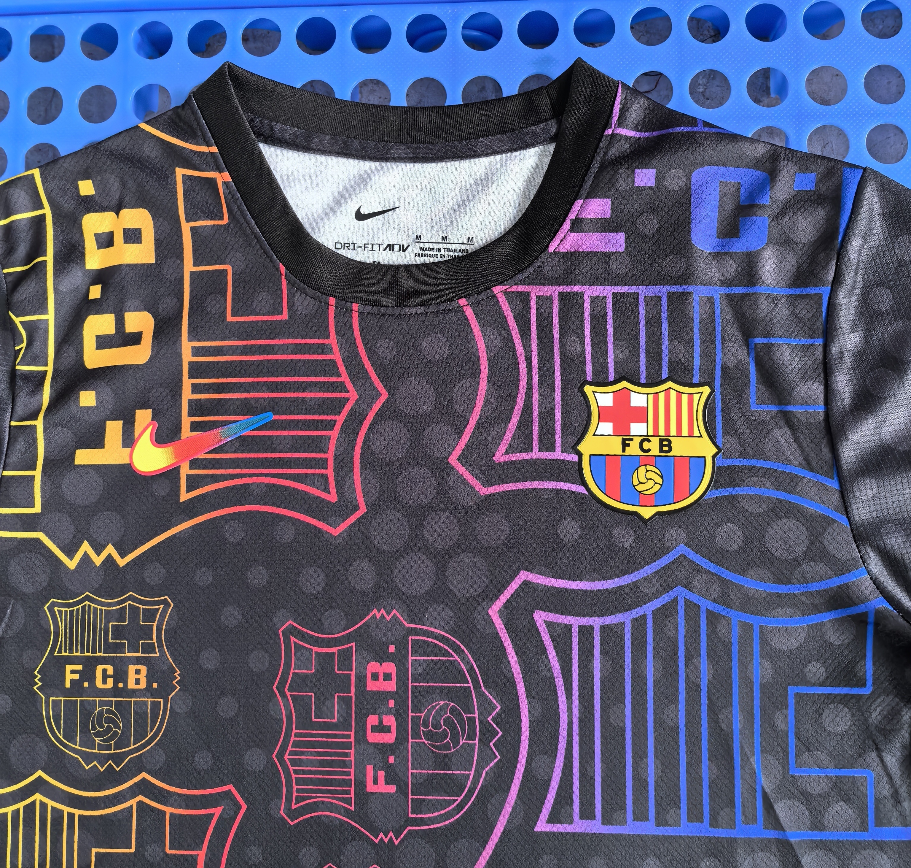 25/26 FC Barcelona Black Fan Jersey