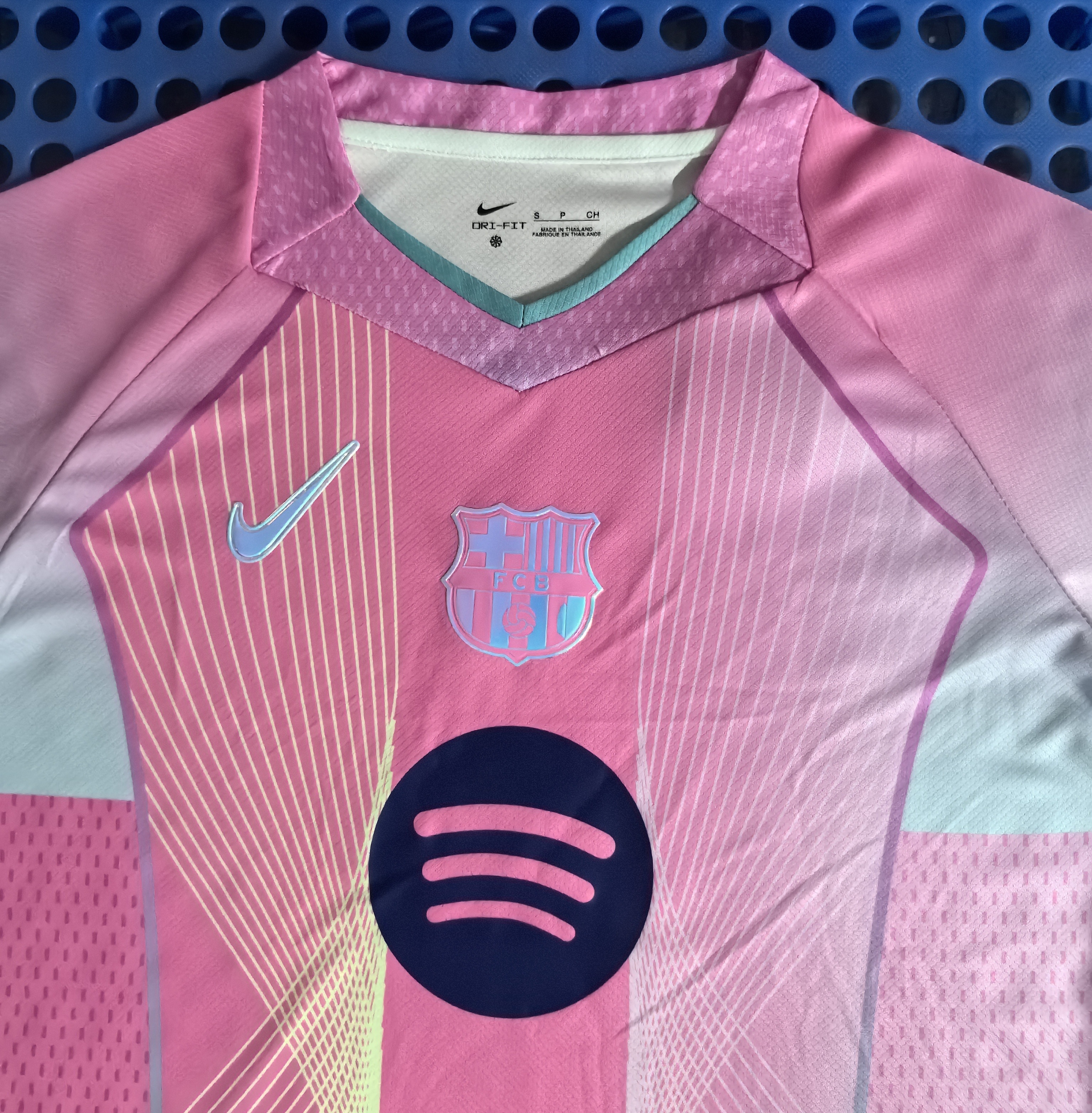2025/26 FC Barcelona Pink Special Edition Jersey