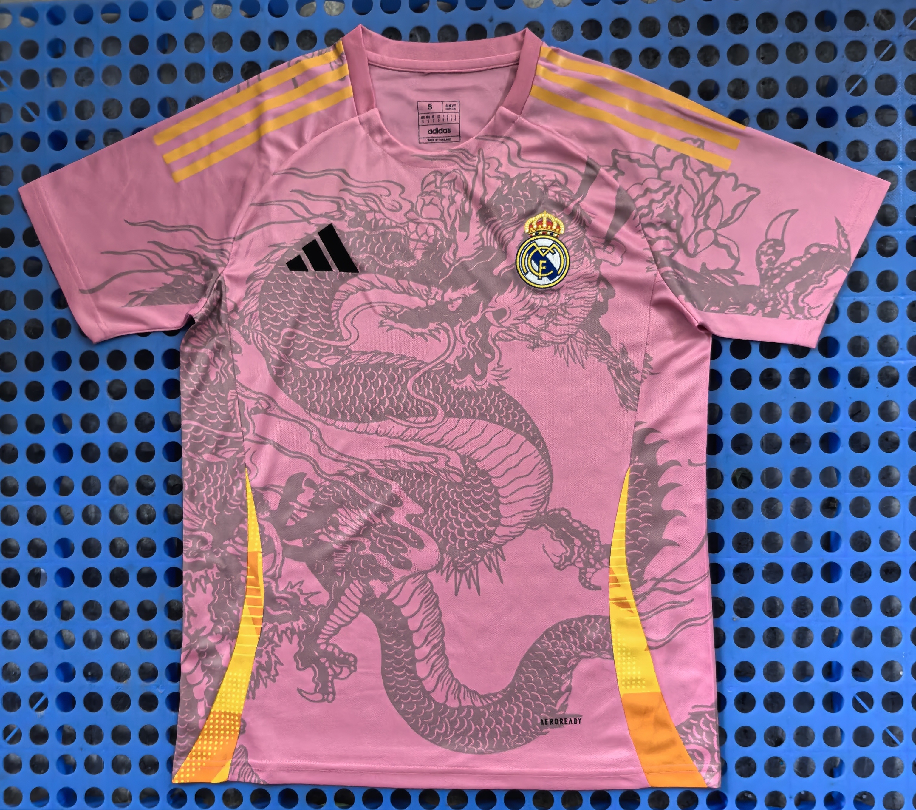 25/26 Real Madrid Pink Dragon Jersey