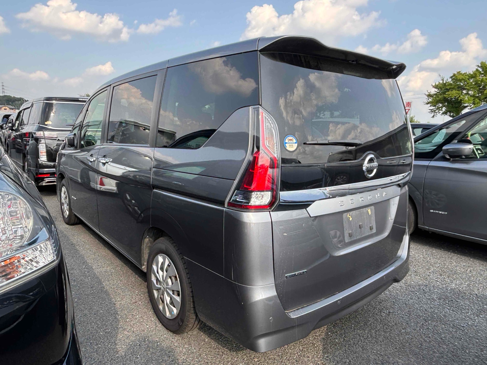 2022 Nissan Serena Hybrid