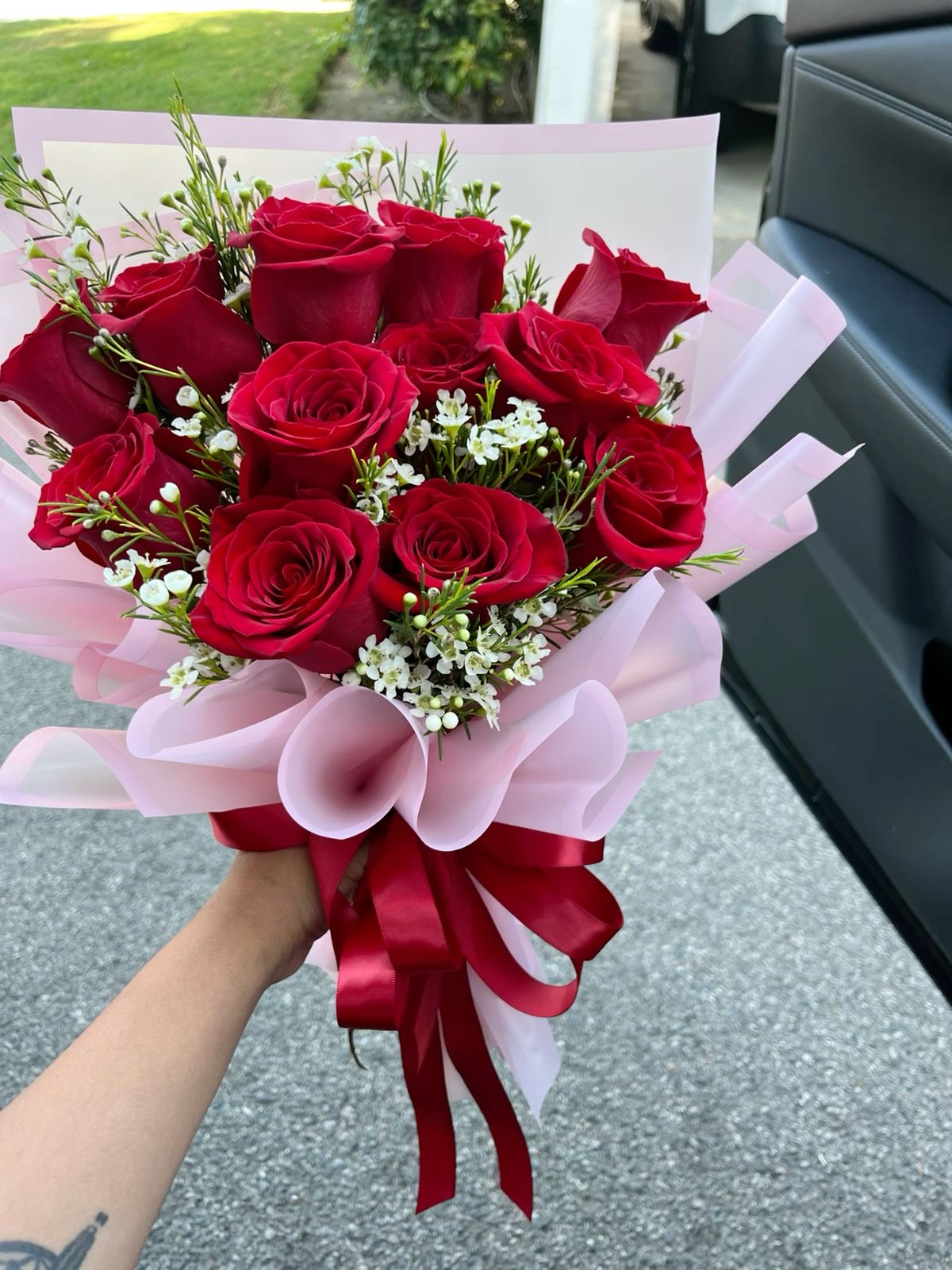 Arreglo de rosas (12 rosas) 