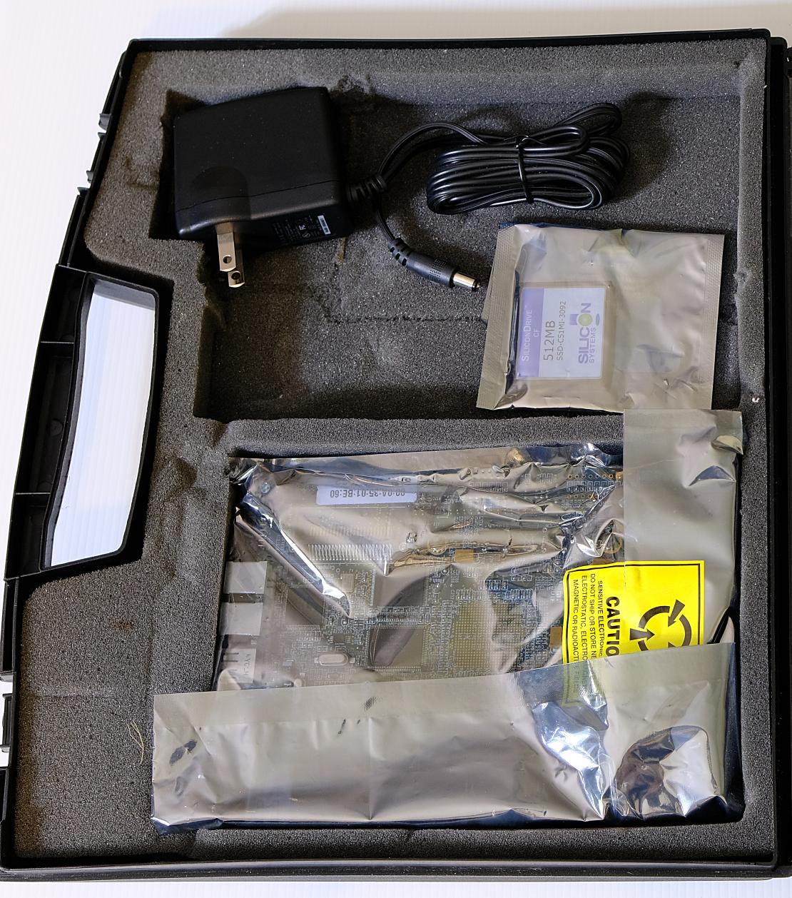 Xilinx Virtex-4 FX Evaluation Box