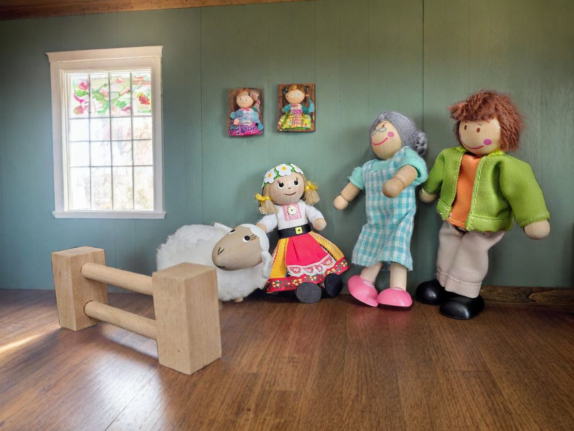 Wooden Dolls/Puidust mängufiguurid