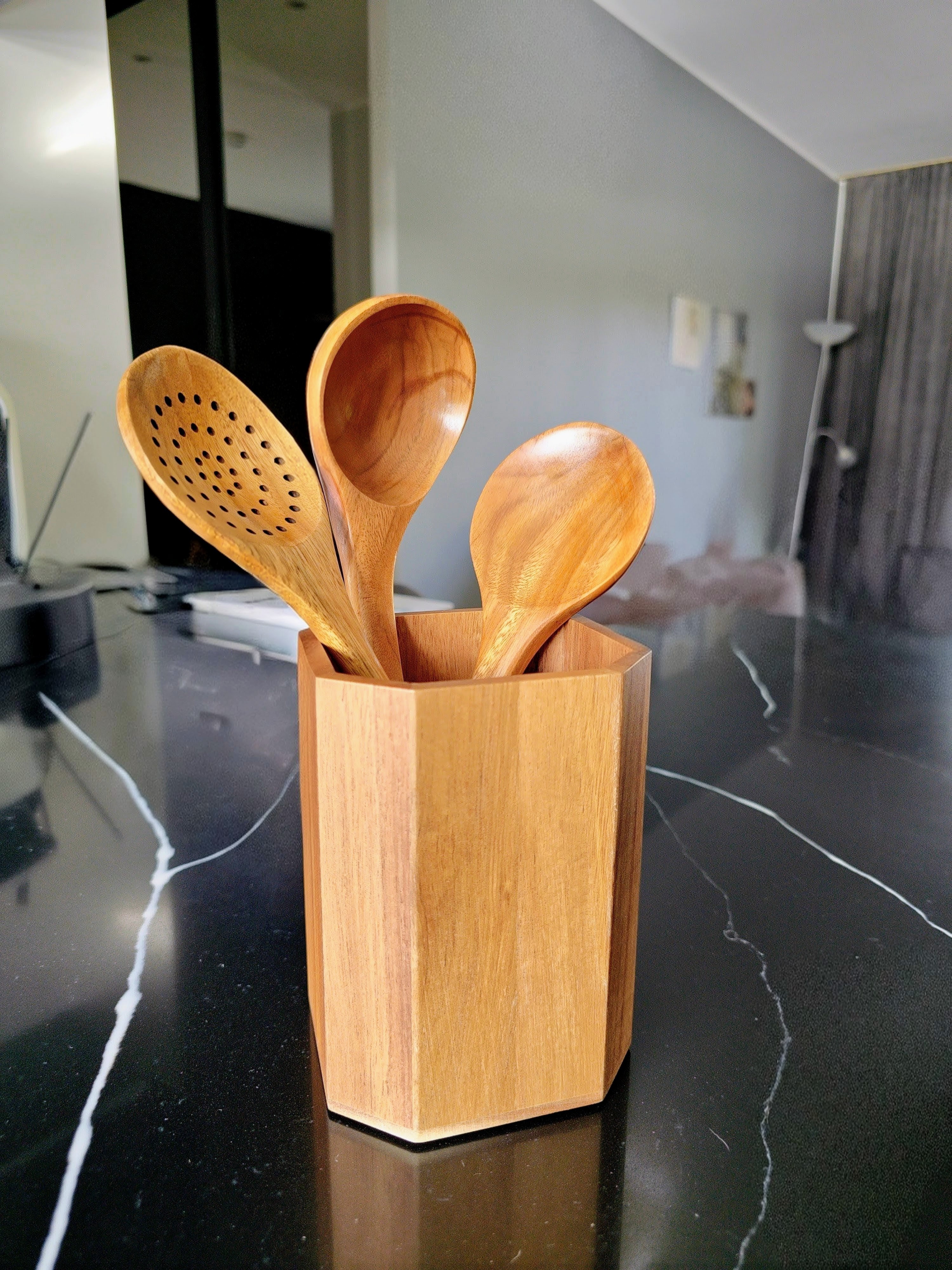 Wooden Hexagonal Holder