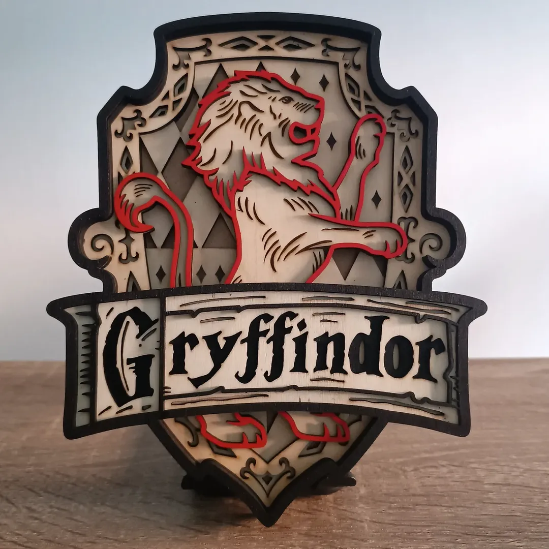 Escudo de Gryffindor en Madera Multicapa