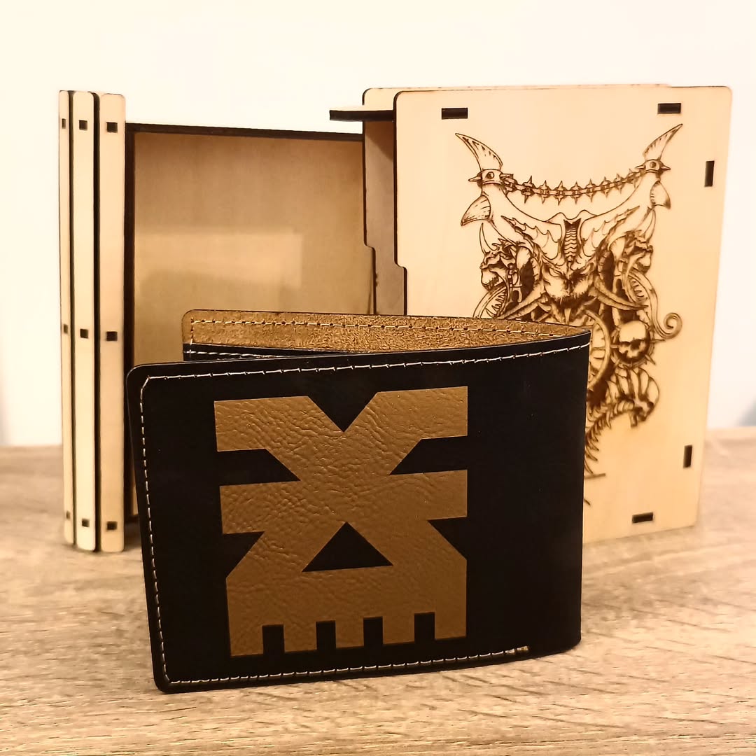 Cartera Warhammer con estuche de madera