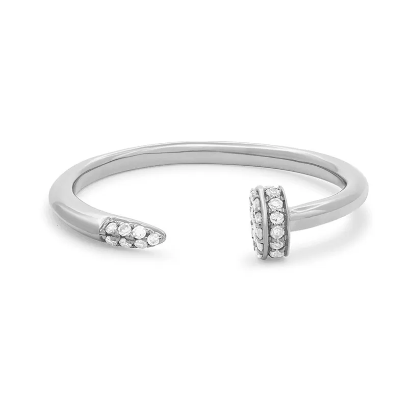 Bague clou en argent