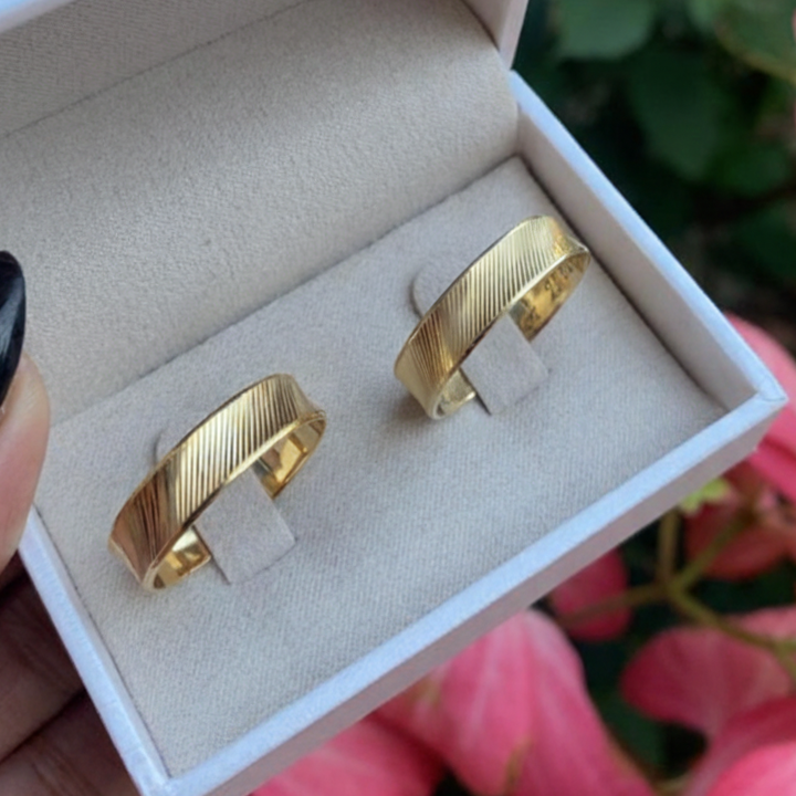 Aliança de Ouro 4mm | AO1802
