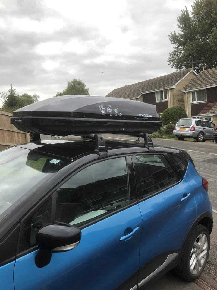 Used Exodus 470l roof box