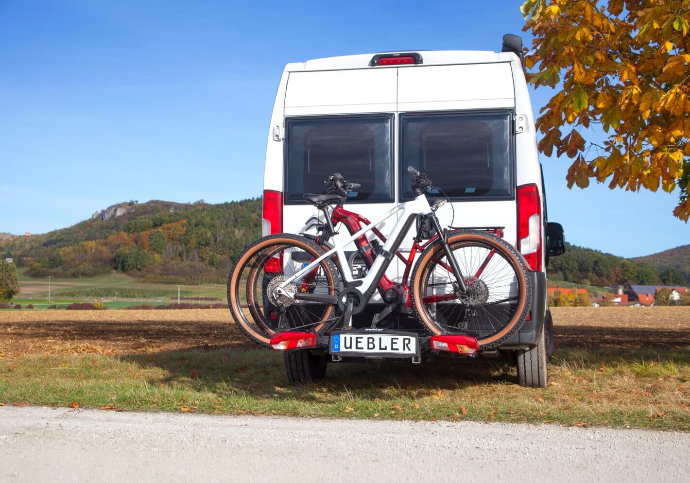 Uebler H31 S90 tilting and folding eBike rack (3 bikes) with reversing sensors