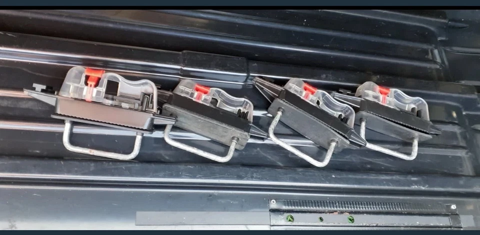 Used Exodus 360l roof box