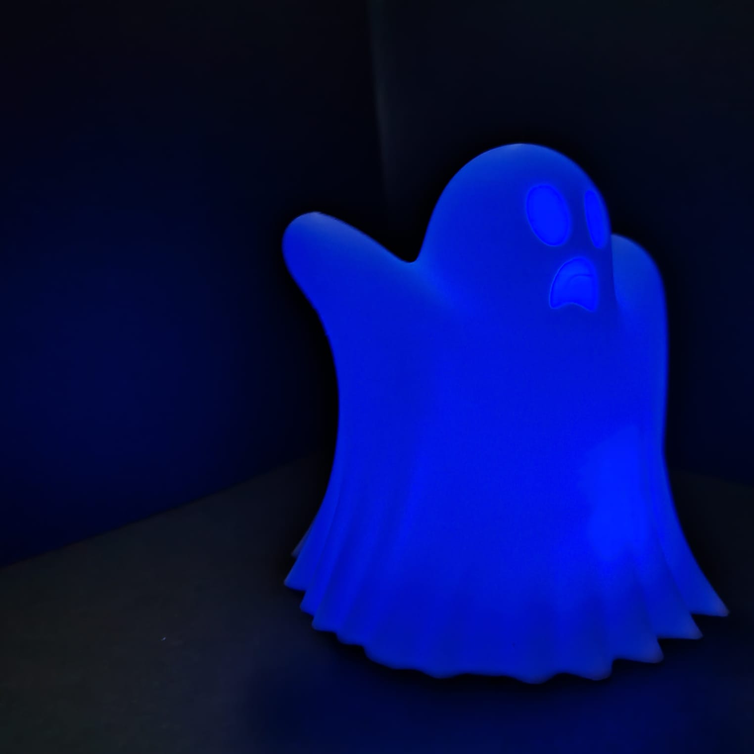 Spooky Ghost Lamp
