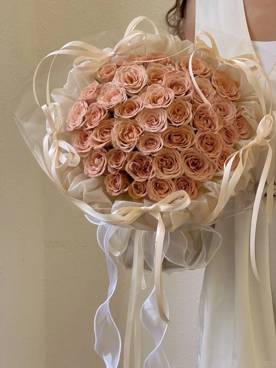 31 pcs Cappuccino Rose Bouquet