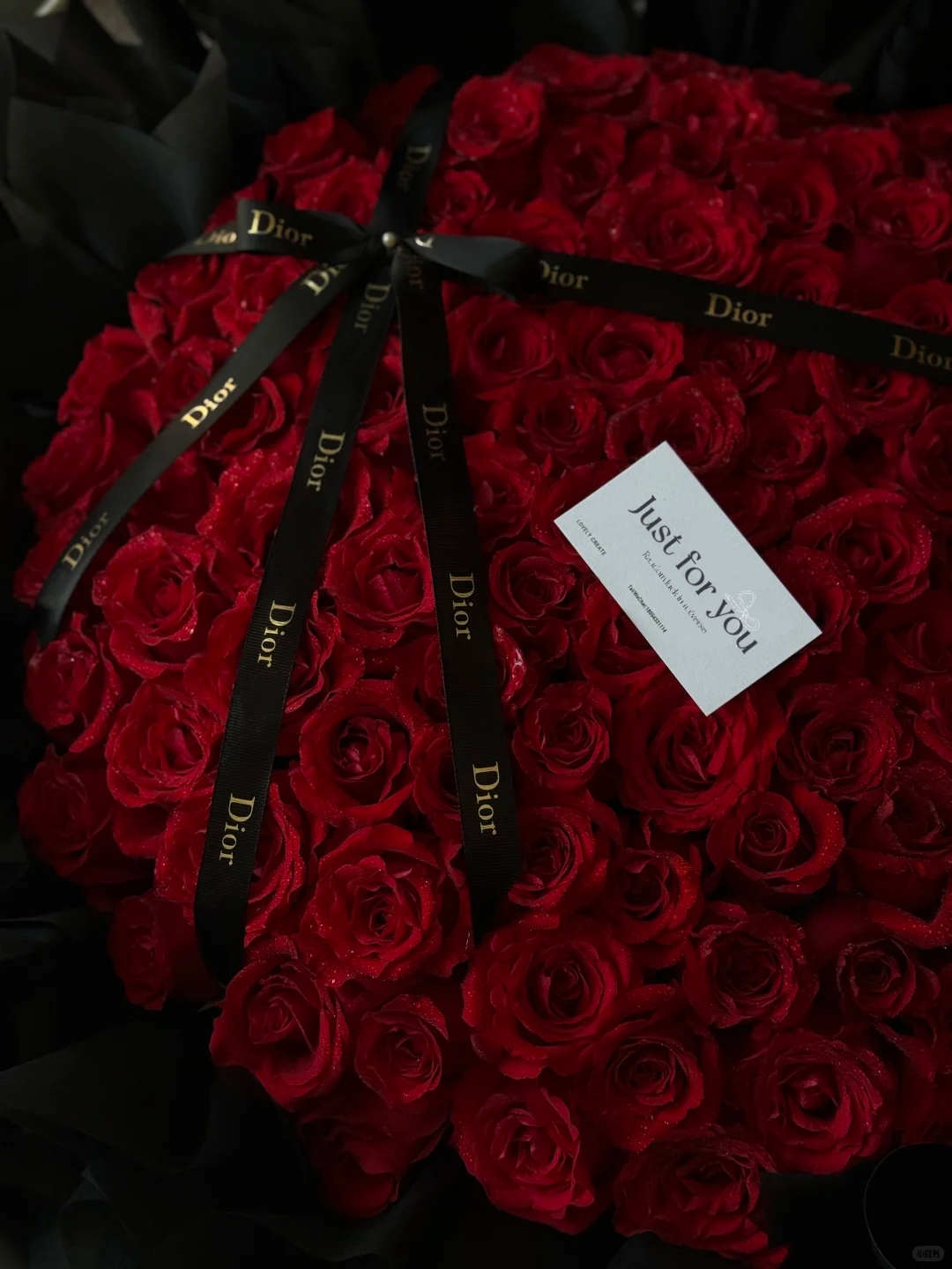 101 pcs Premium Red Rose Bouquet