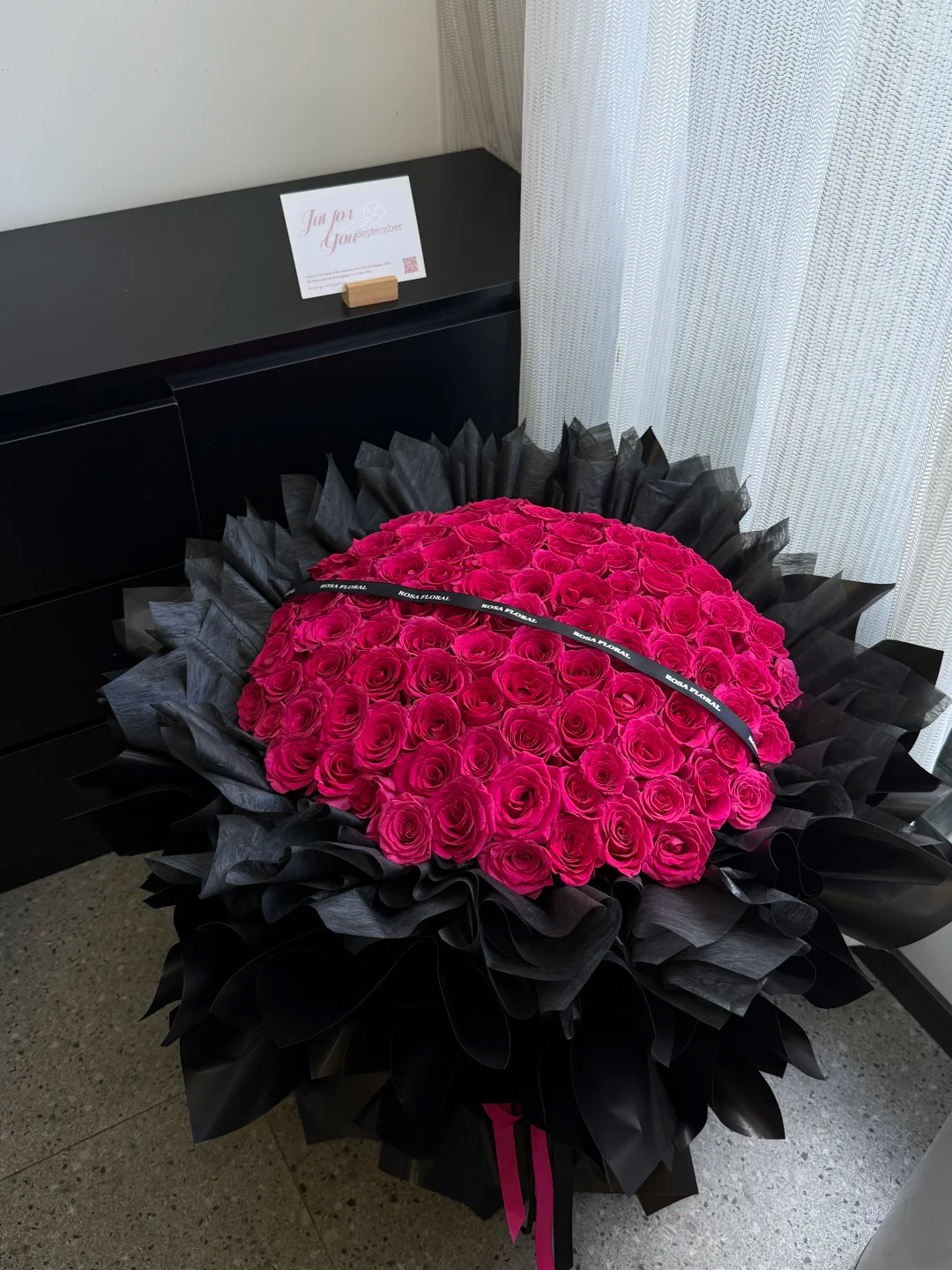 31 - 101 pcs Deluxe Floyd Roses