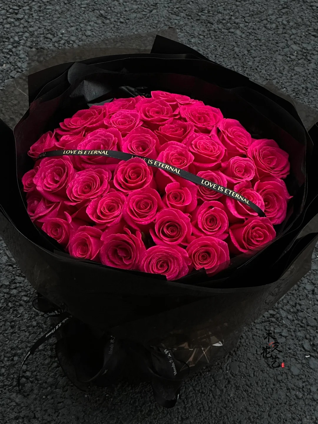 31 - 101 pcs Deluxe Floyd Roses