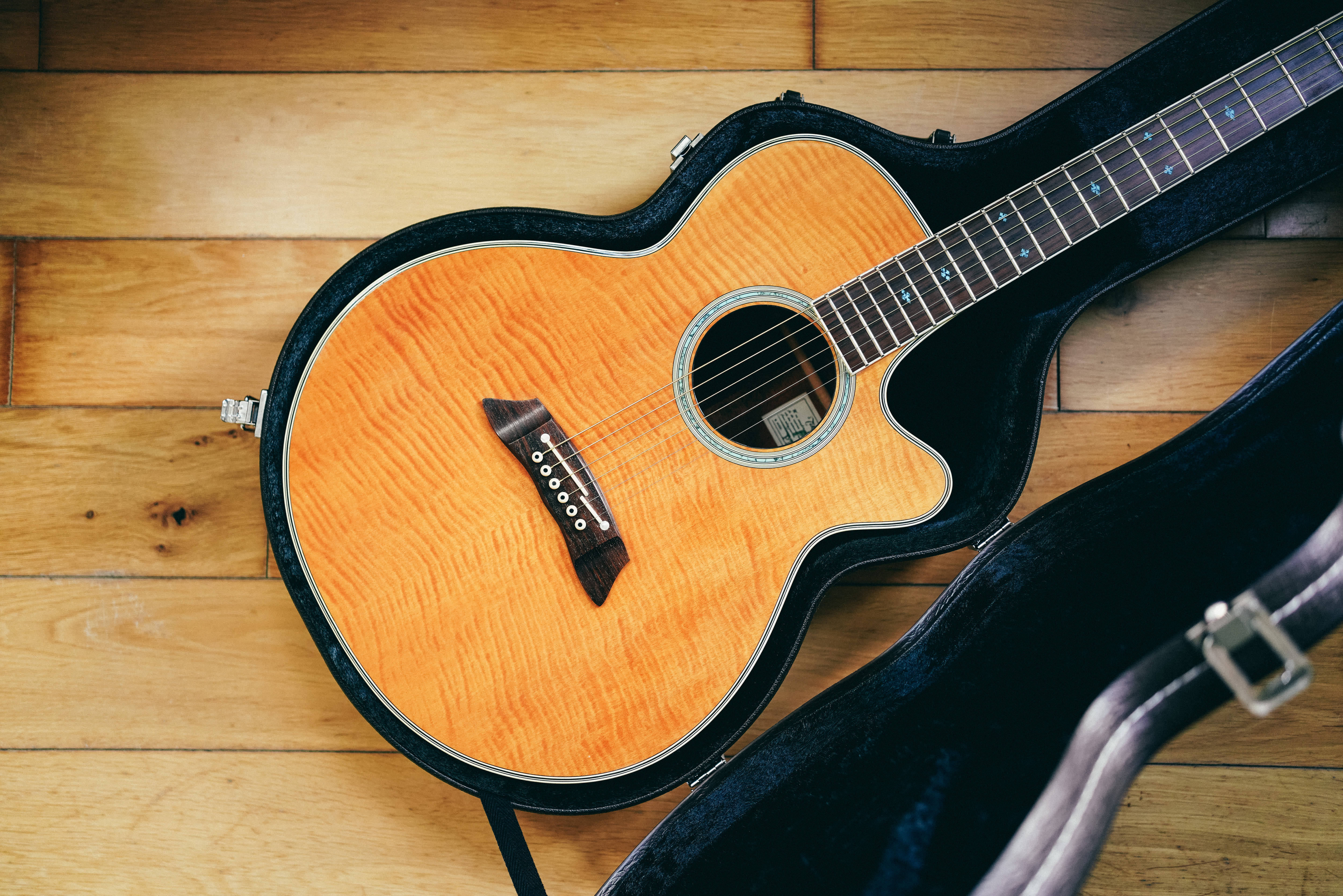 1993 Takamine PT-108