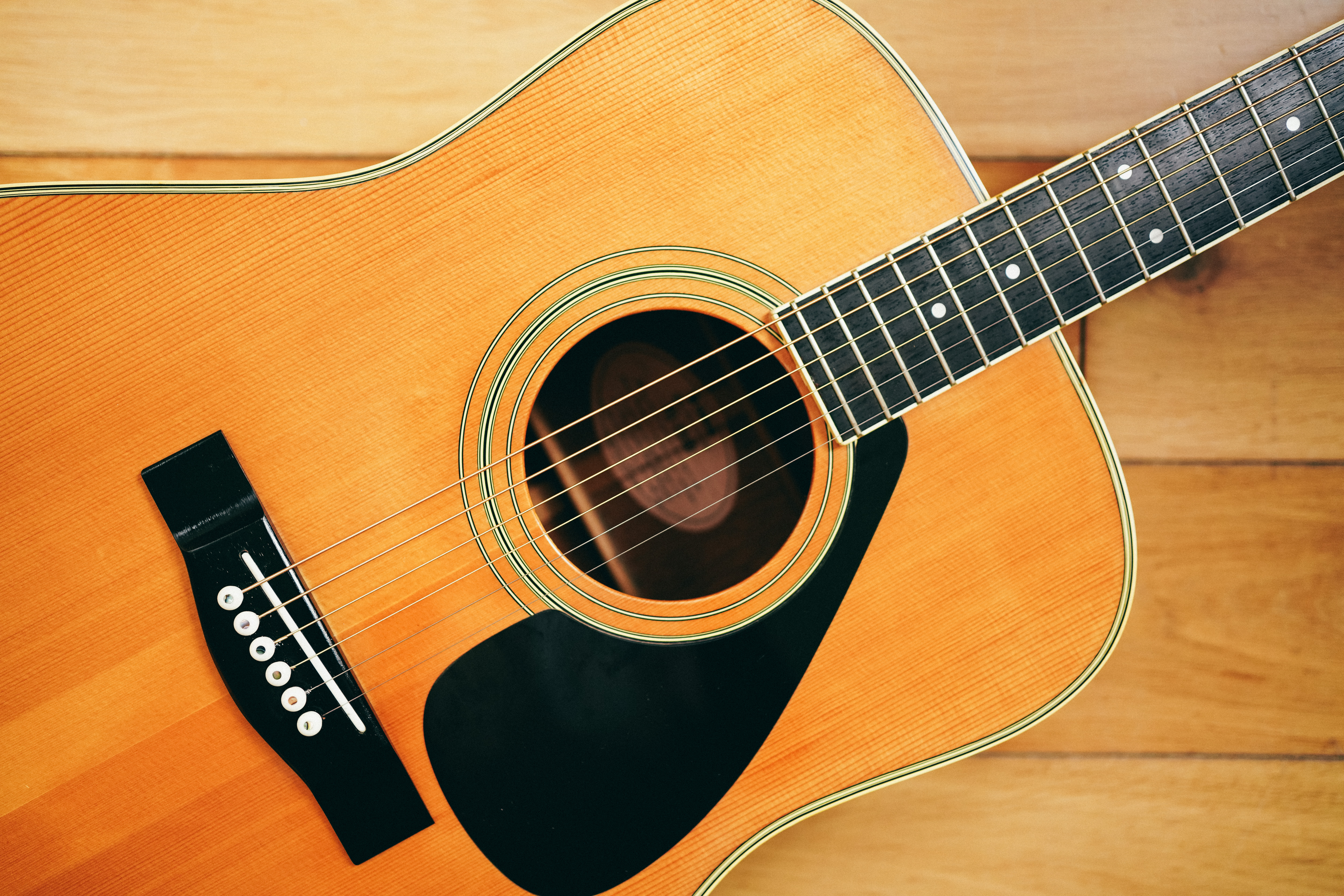 1970s Yamaha FG-200D