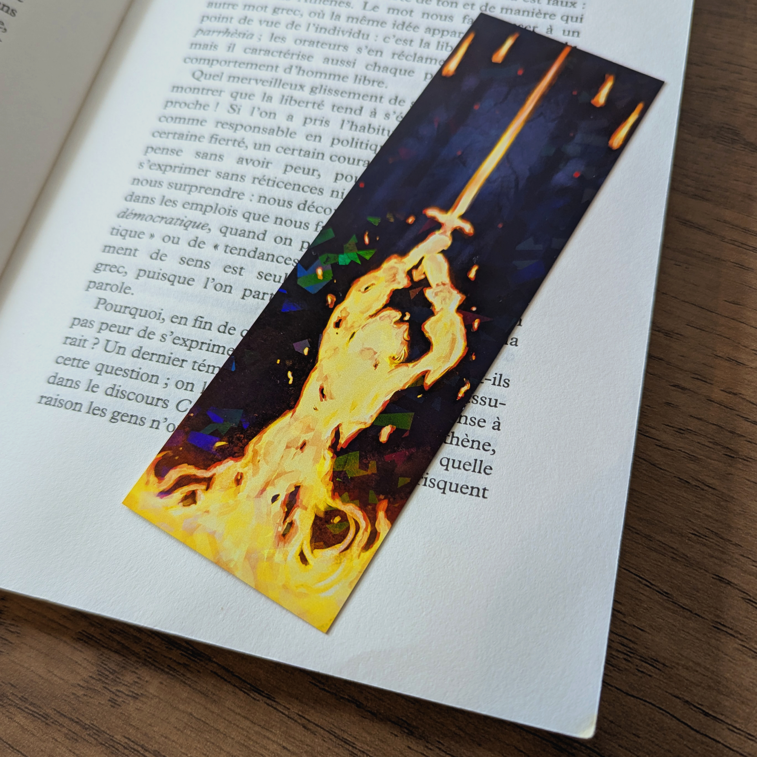 NEE PAR LES FLAMMES - IMPRESSION MARQUE-PAGES BRILLANT