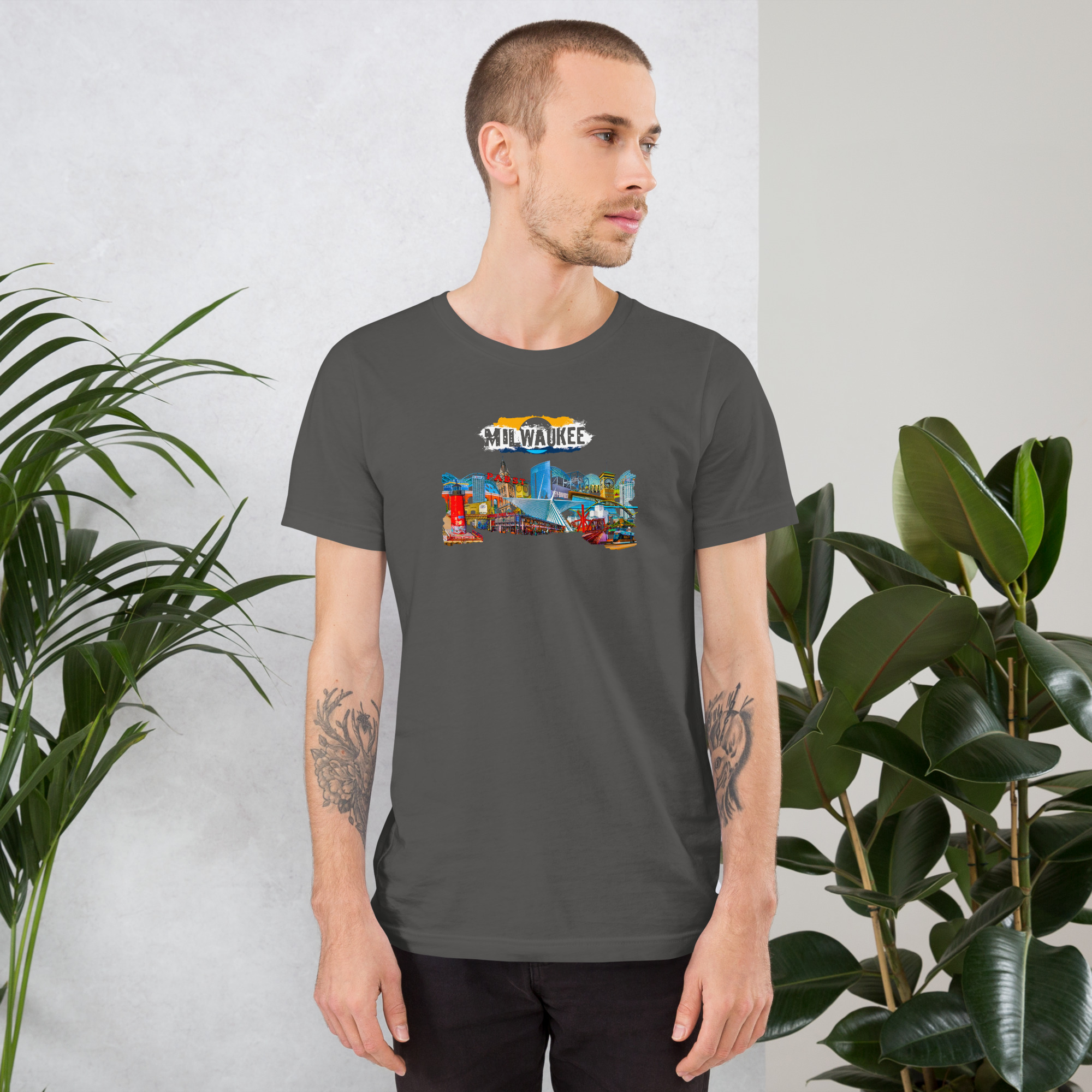 Milwaukee Skyline Graphic T-Shirt