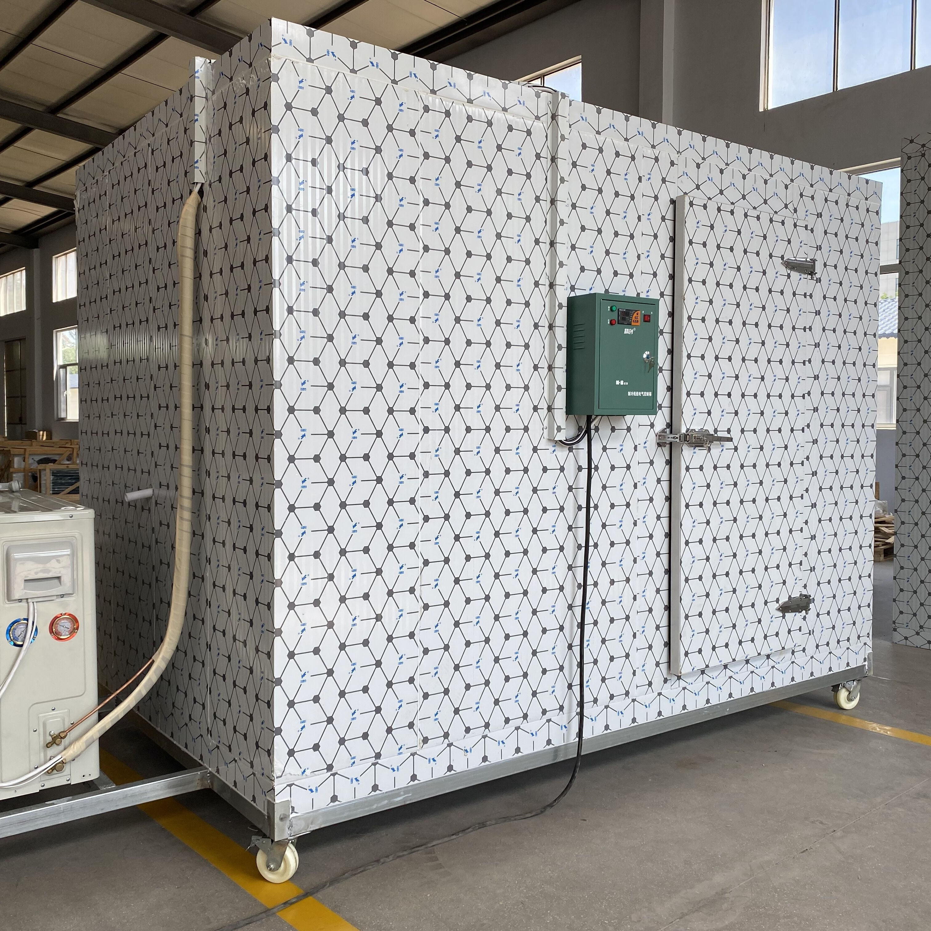 Industrial Cold Storage Room