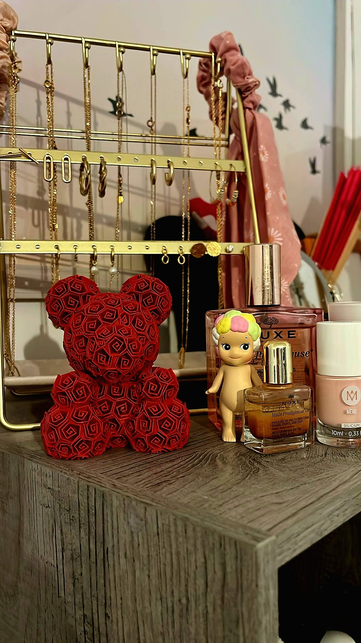 Ours décoratif en roses 3D