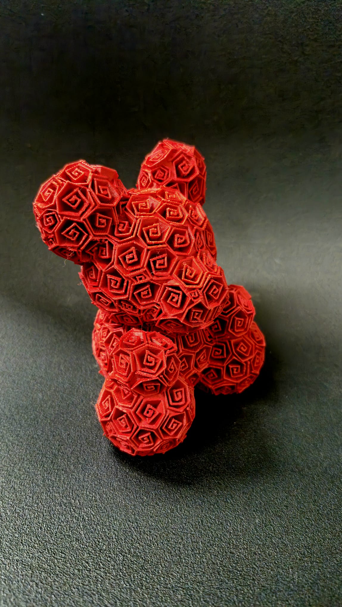 Ours décoratif en roses 3D